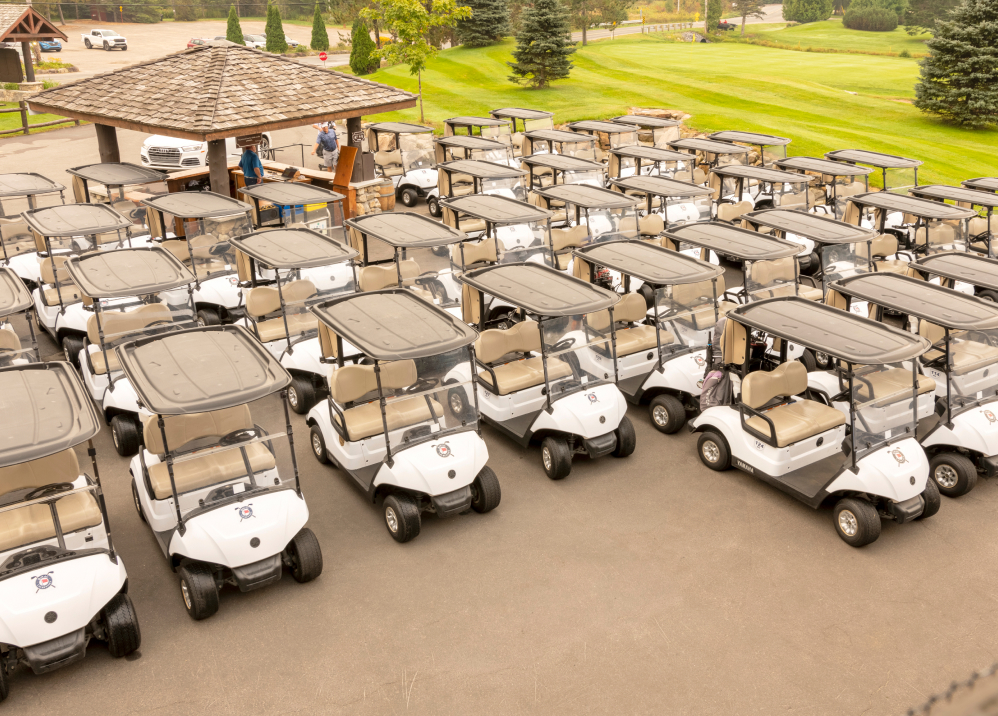 Voiturettes de golf au Golf Royal Laurentien