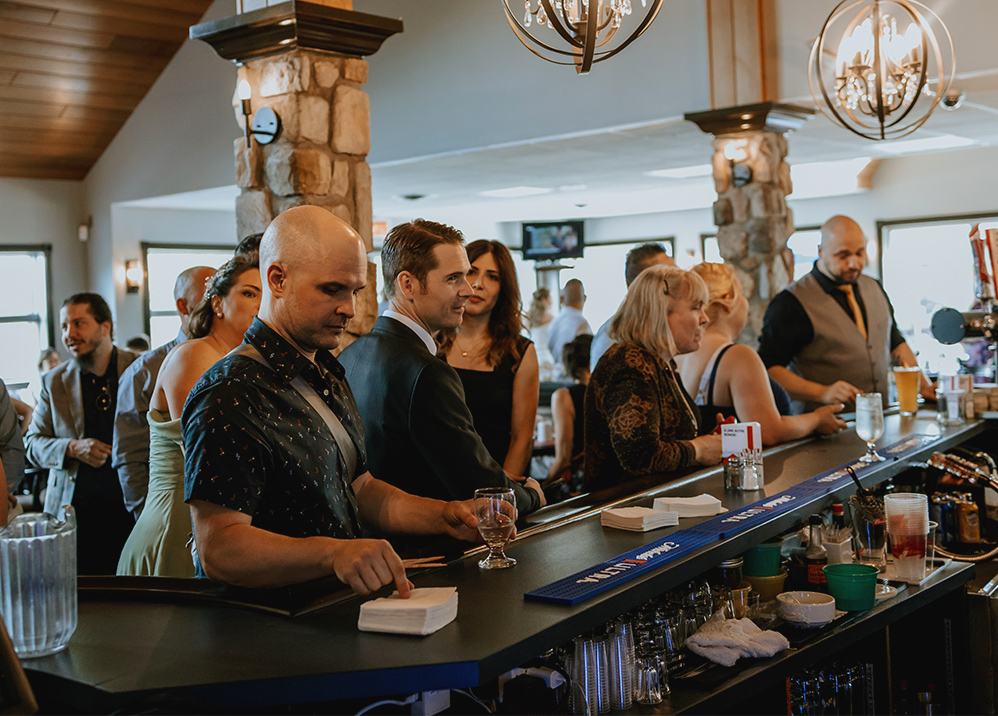 Bar du restaurant au Golf Royal Laurentien dans les Laurentides